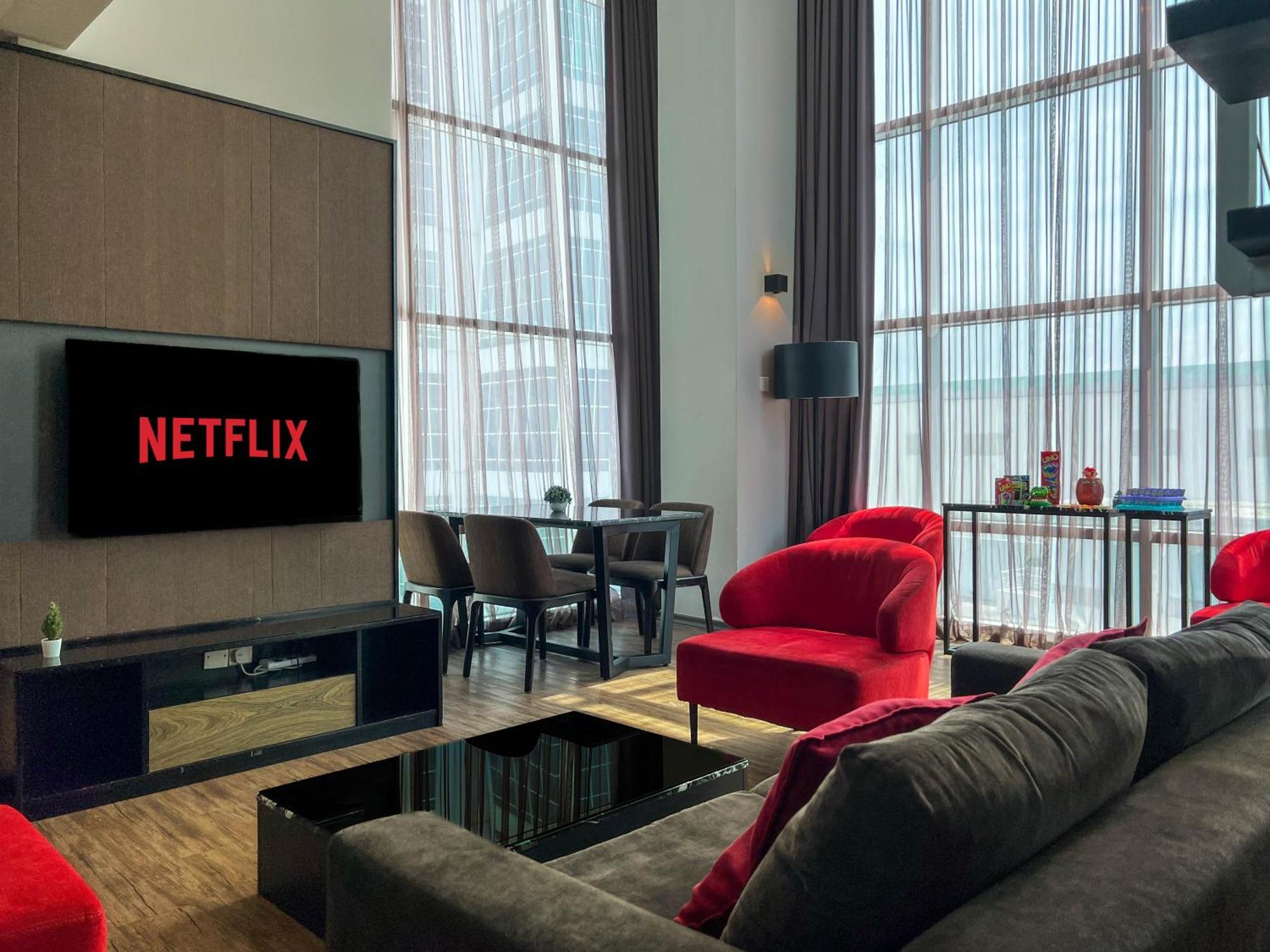 Maritime Duplex In Karpal Singh With Netflix & Free Wifi Apartment