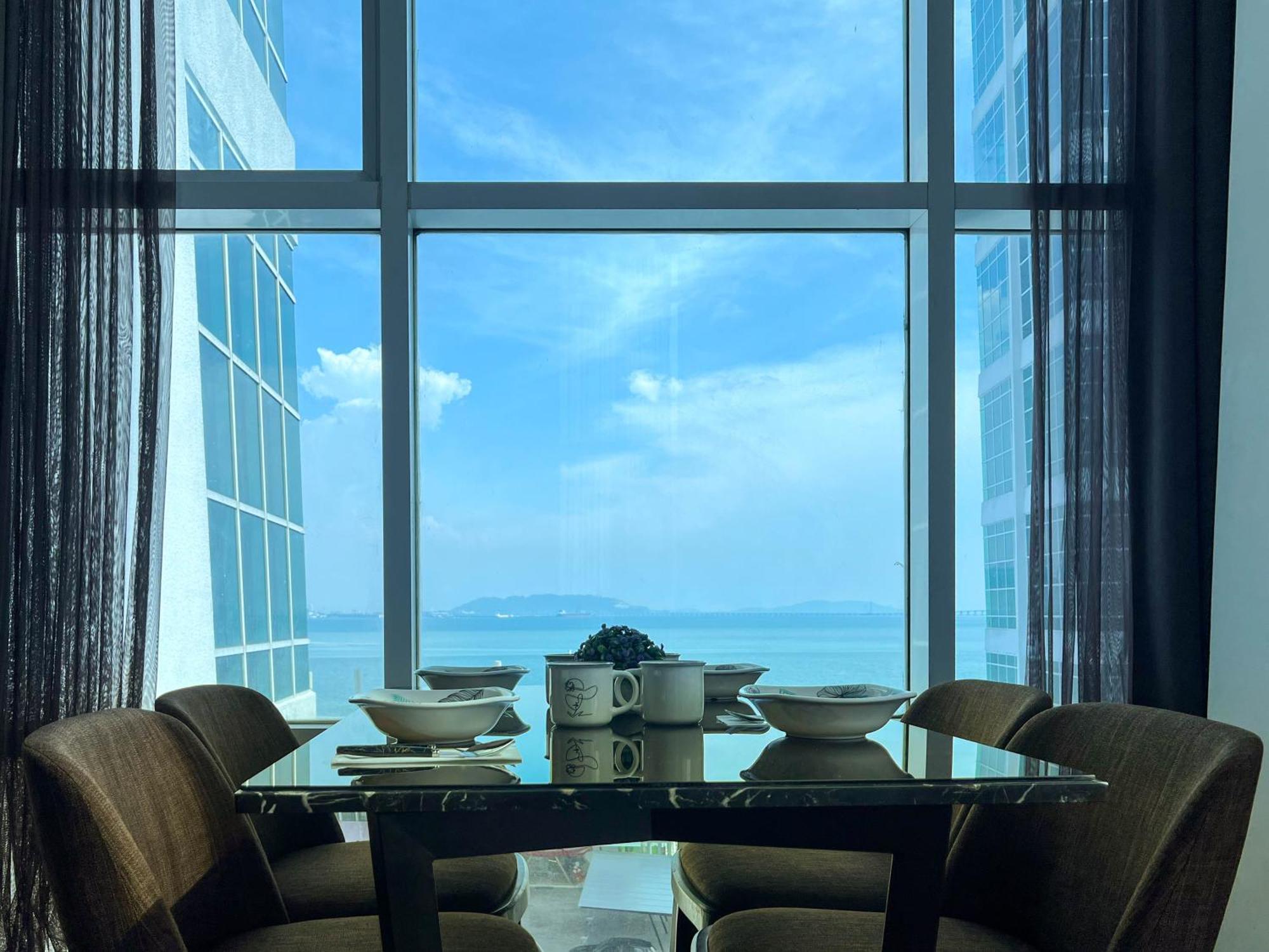 Maritime Duplex In Karpal Singh With Netflix & Free Wifi * George Town