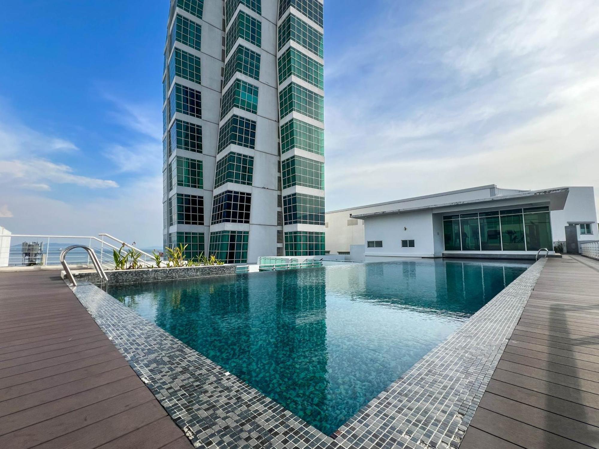 Maritime Duplex In Karpal Singh With Netflix & Free Wifi Apartment *