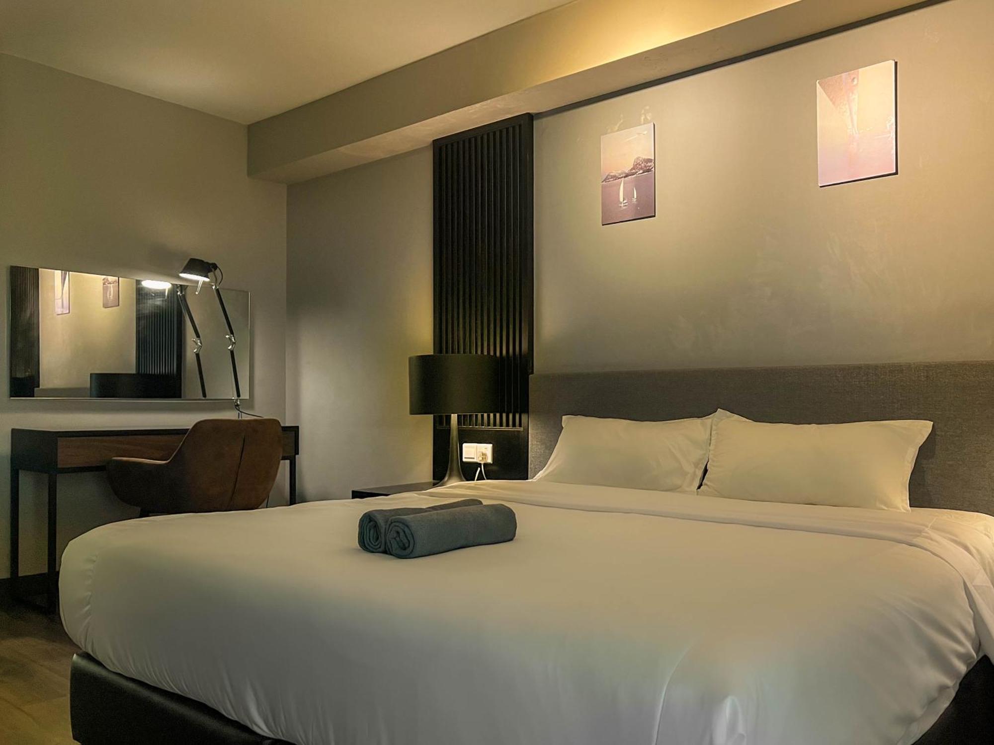 Apartment Maritime Duplex In Karpal Singh With Netflix & Free Wifi George Town