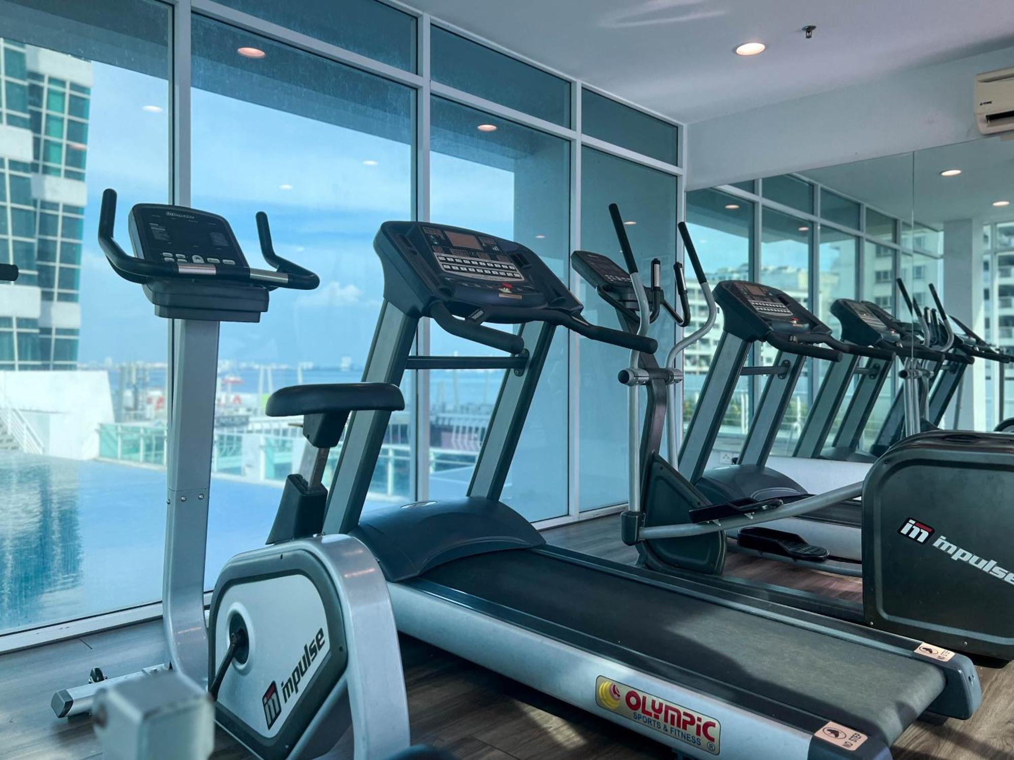 Apartment Maritime Duplex In Karpal Singh With Netflix & Free Wifi