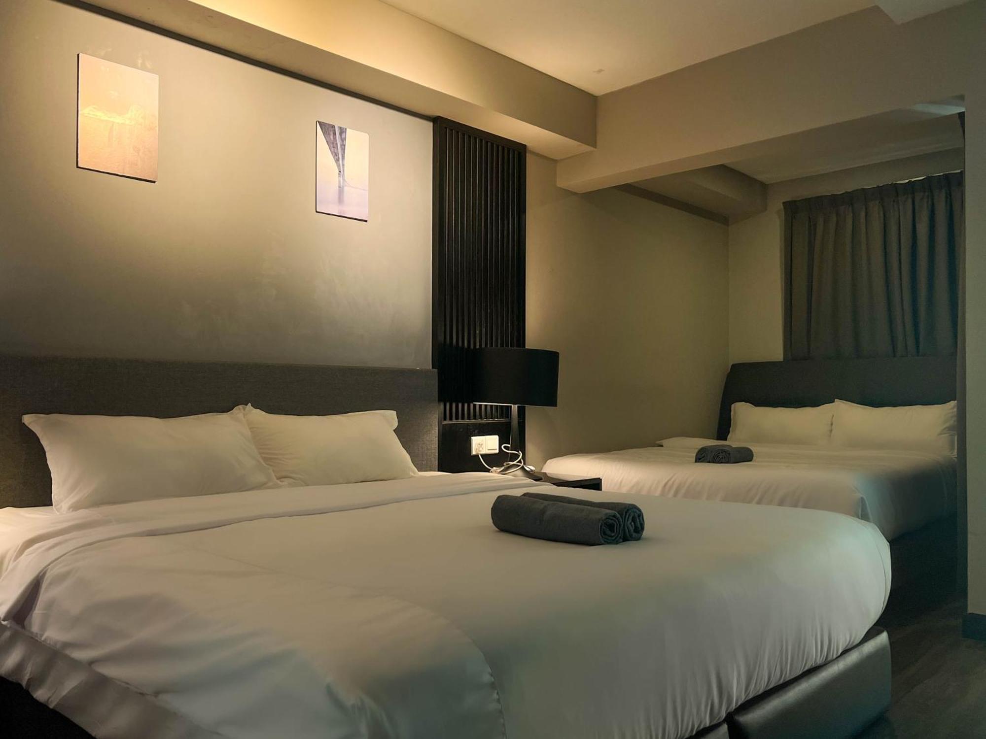 Apartment Maritime Duplex In Karpal Singh With Netflix & Free Wifi *