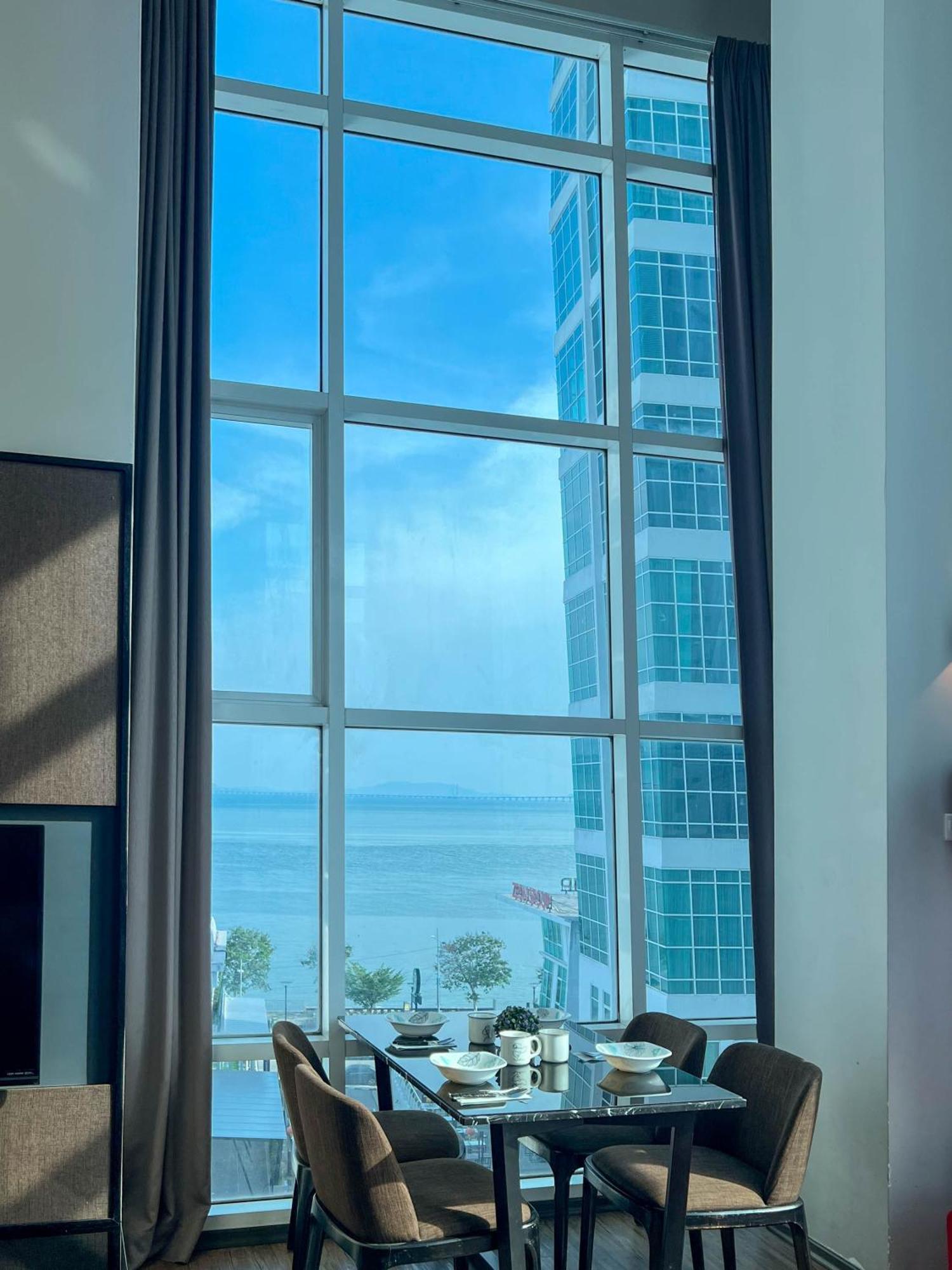 Maritime Duplex In Karpal Singh With Netflix & Free Wifi George Town
